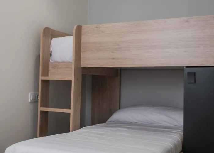 Miss Tic Ciudad Vieja Coruna * A Coruna