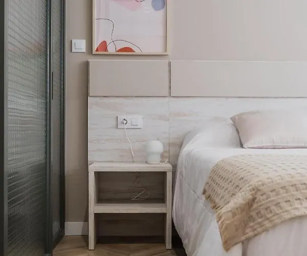 Miss Tic Ciudad Vieja Coruna * A Coruna