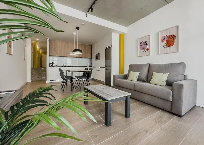 Miss Tic Ciudad Vieja Coruna *